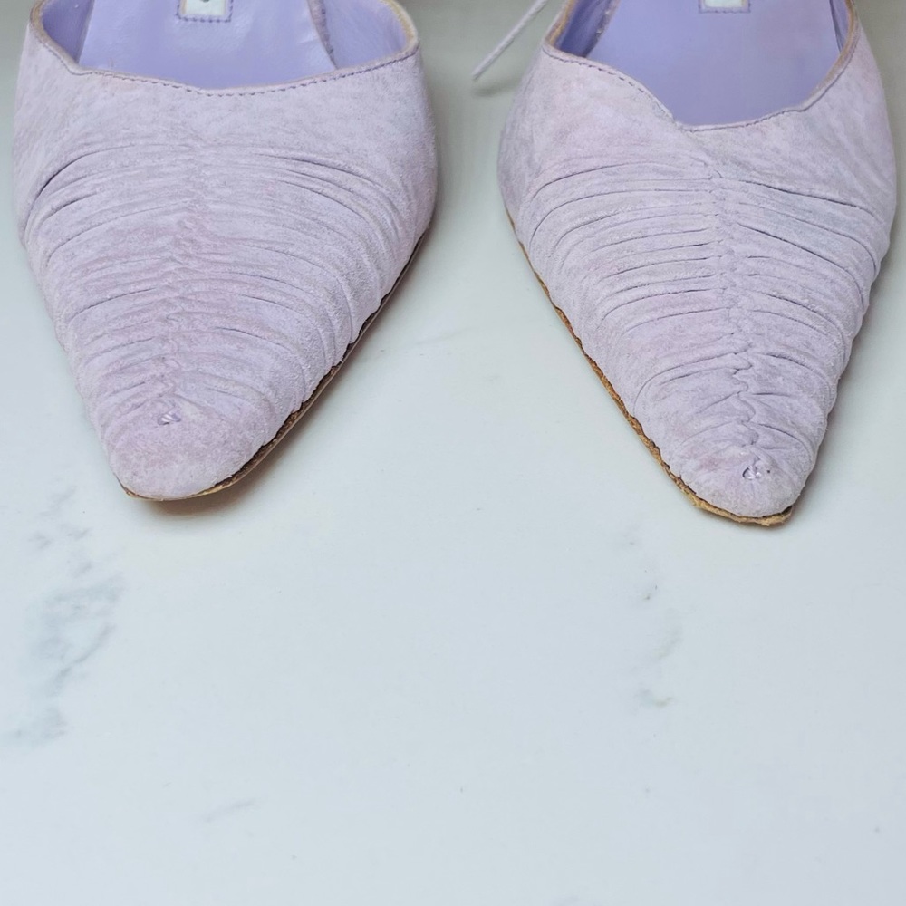 Manolo Blahnik | Ruched Suede Heel - Picture 5 of 10